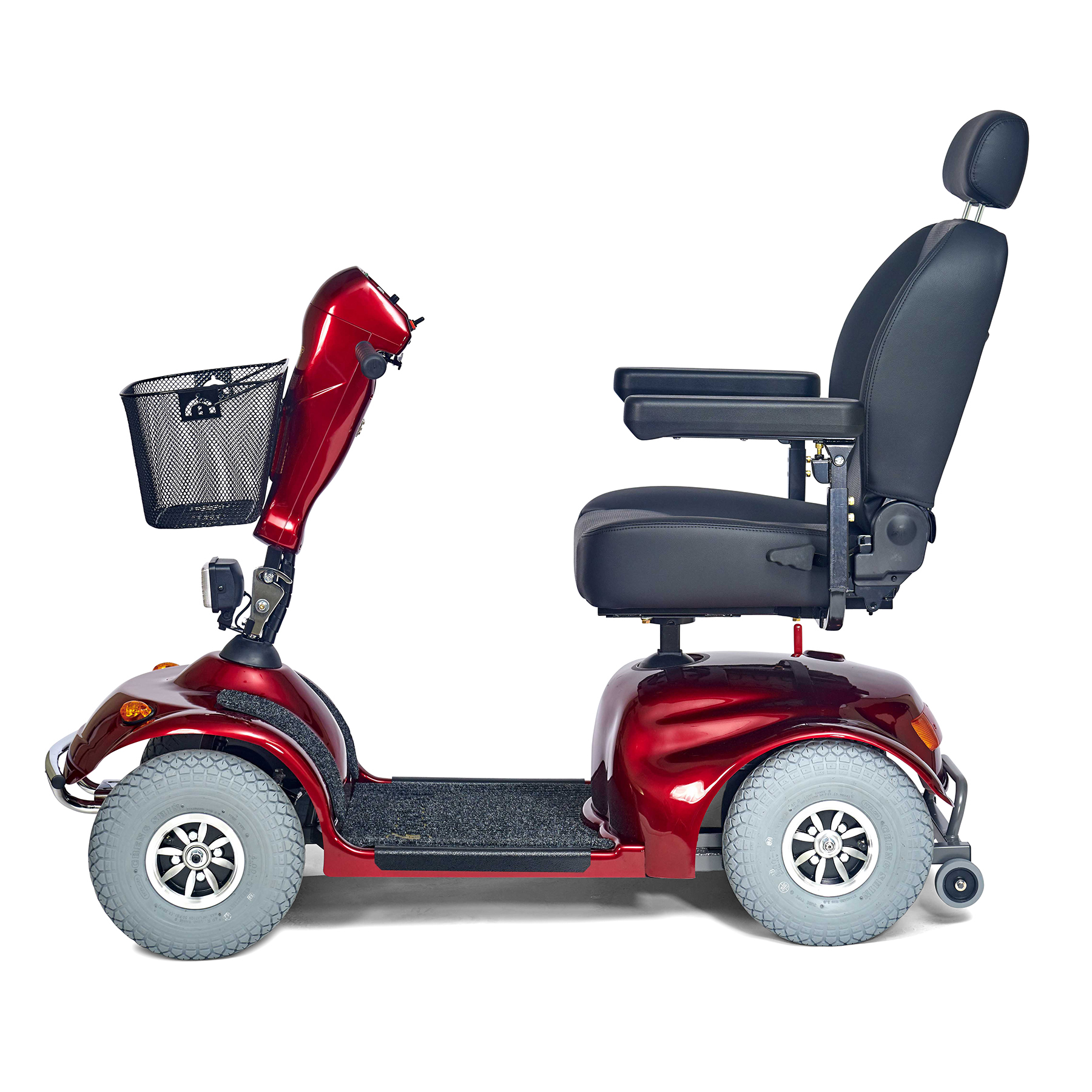 GA541-Avenger-Scooter-DSC8513-SMALL